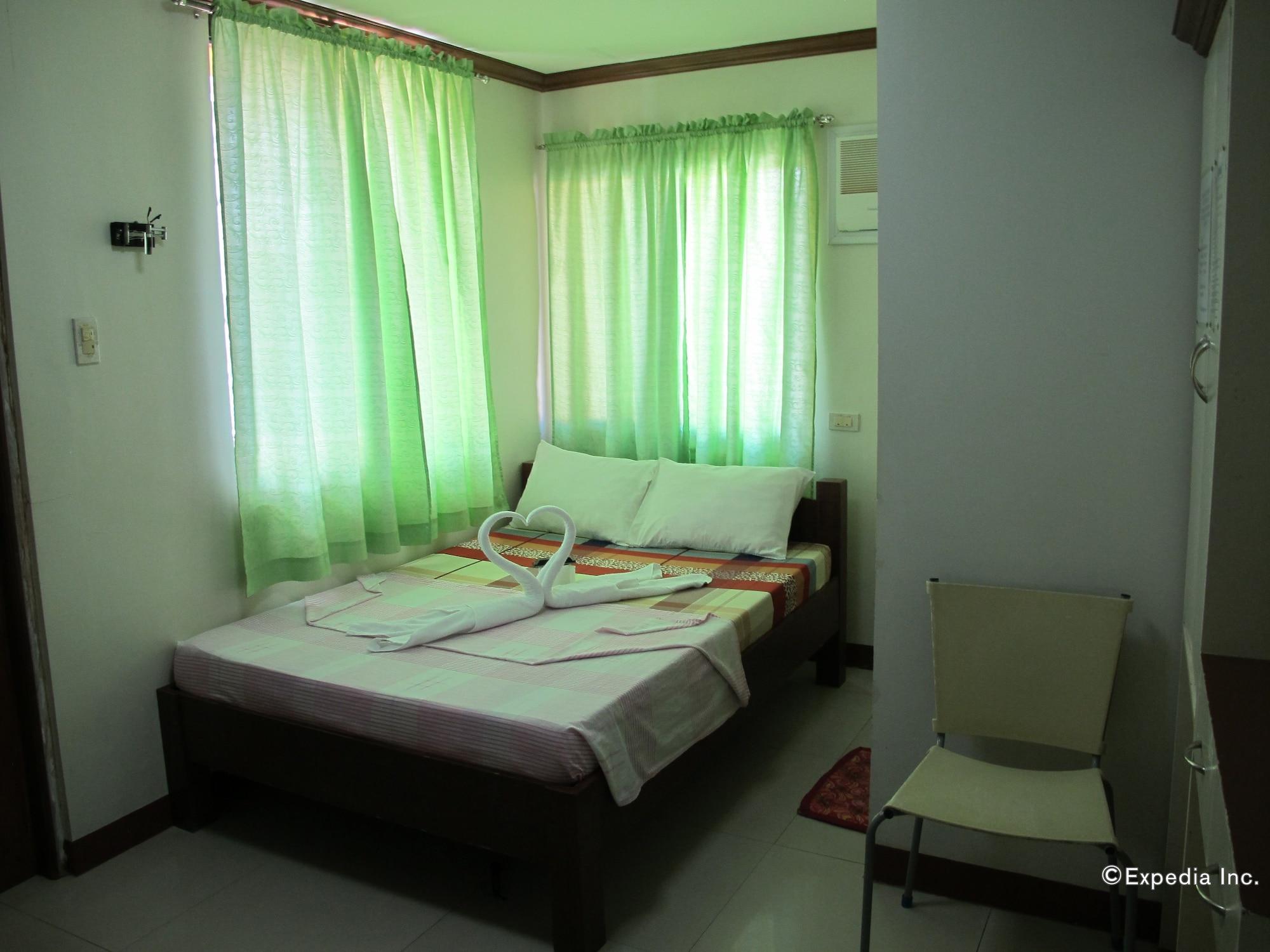 Sea Jewel Beach Resort Puerto Galera Zewnętrze zdjęcie